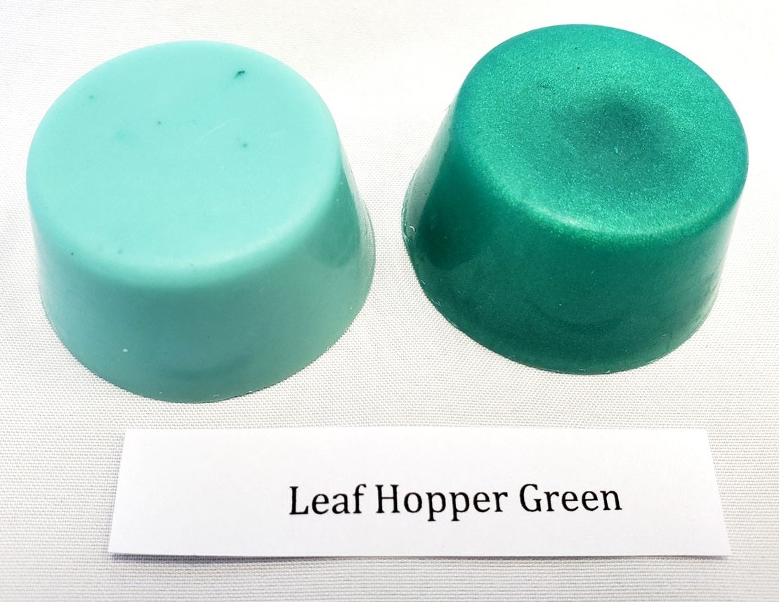 Leaf Hopper Green - Mica Powder - Candle Cocoon, LLC