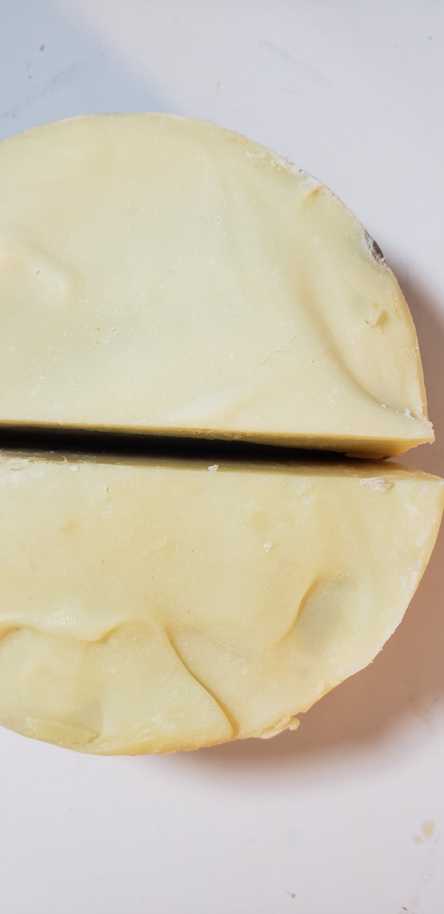 Bottom Layer soap with .5oz per pound batter of Rainswept Meadow fragrance oil. Very little discoloration occured.