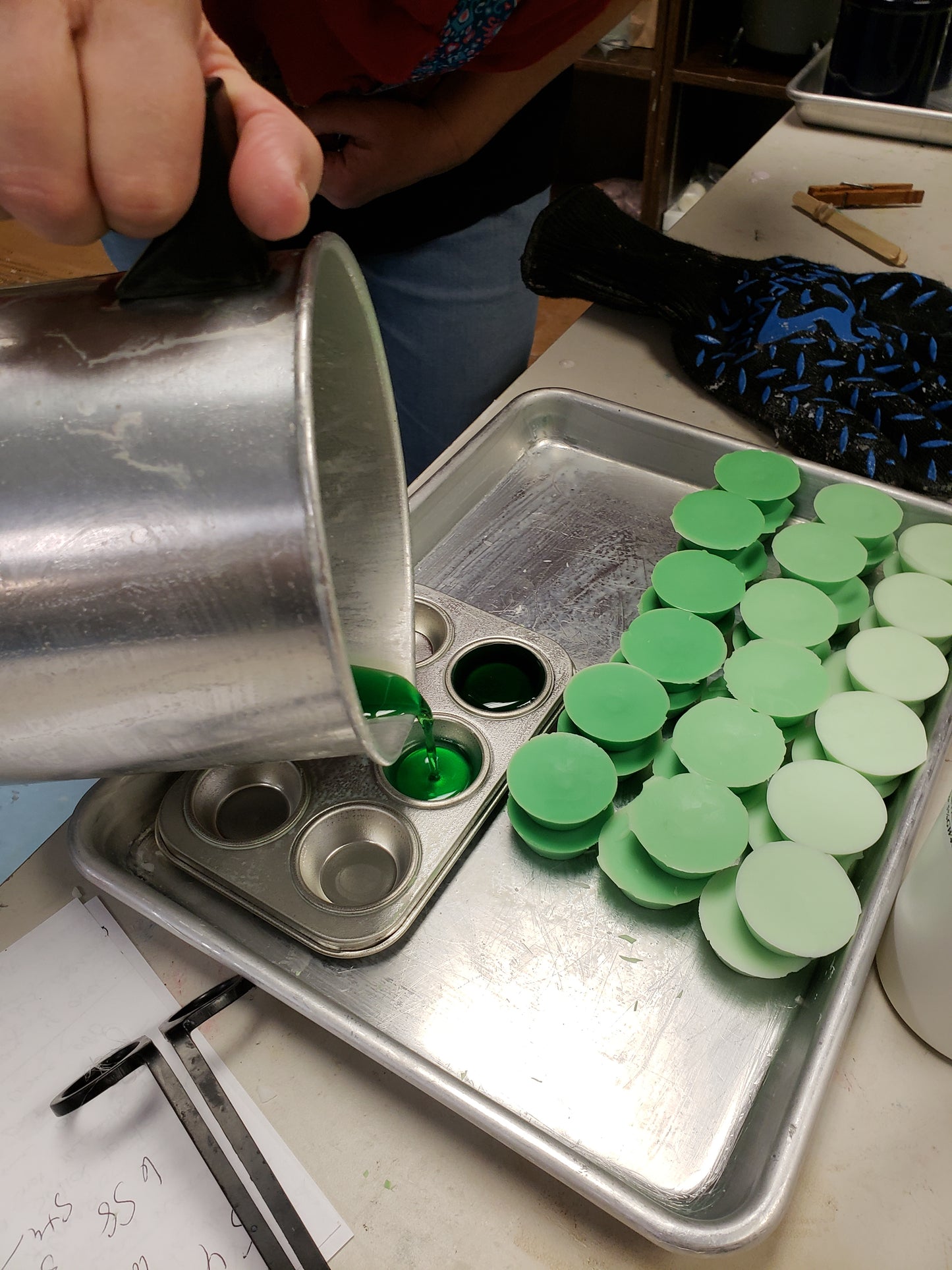 Small Melt Pan - 6 Cavity - Candle Cocoon, LLC