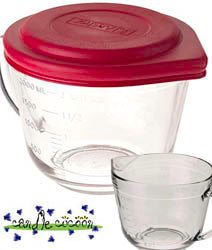 Batter Bowl - Two Liter Measuring Bowl with Spout Handle and lid